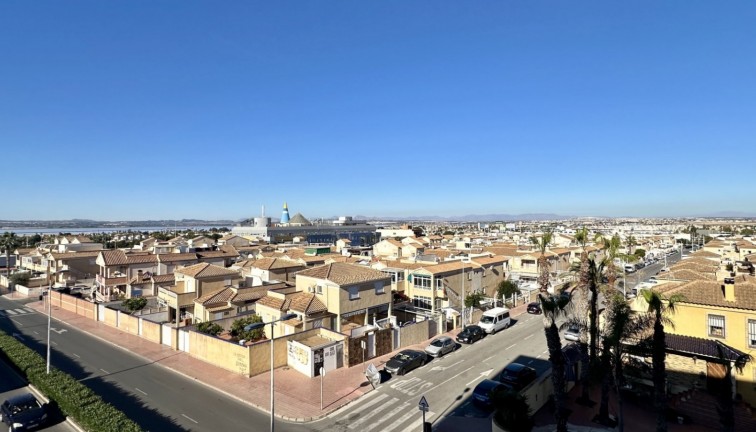 Återförsäljning - Lägenhet - Torrevieja