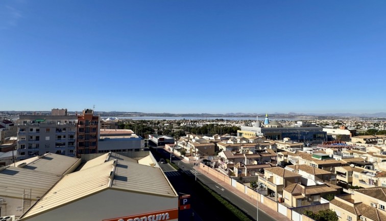 Återförsäljning - Lägenhet - Torrevieja