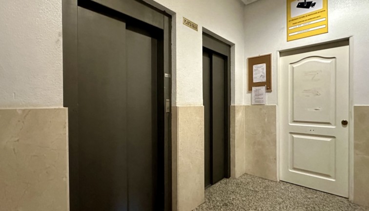 Återförsäljning - Lägenhet - Torrevieja