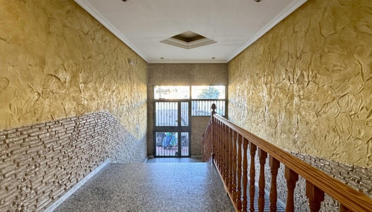 Återförsäljning - Lägenhet - Torrevieja