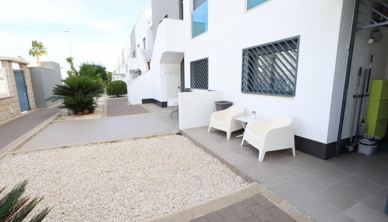 Återförsäljning - Bungalow - Orihuela Costa - La Zenia