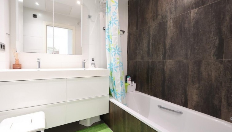 Återförsäljning - Bungalow - Orihuela Costa - La Zenia