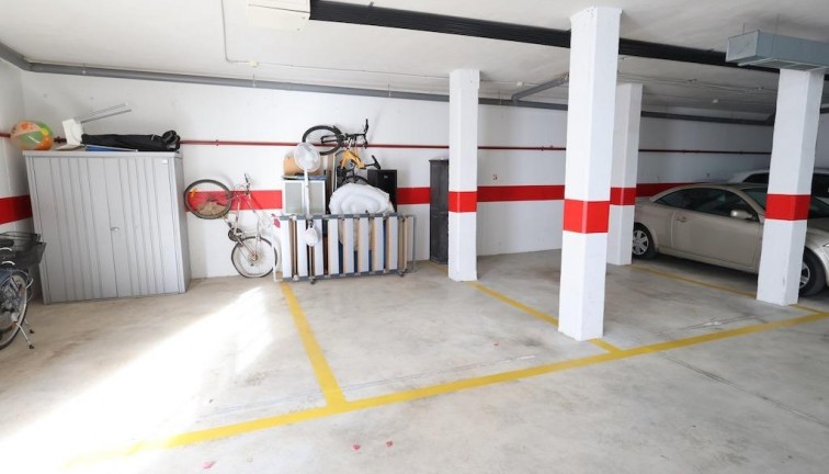 Återförsäljning - Bungalow - Orihuela Costa - La Zenia