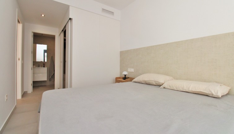 Reventa - Casa adosada - Pilar de la Horadada