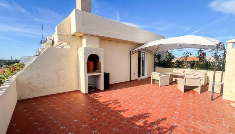 Återförsäljning - Lägenhet - Torrevieja - Punta Prima