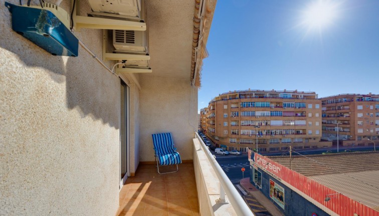Reventa - Apartamento / piso - Torrevieja