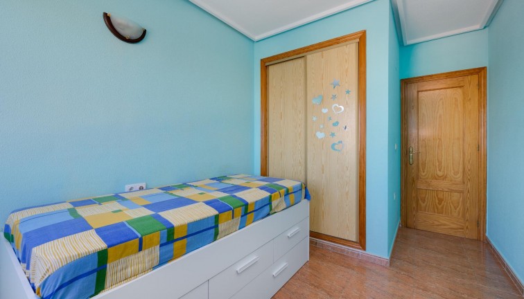 Reventa - Apartamento / piso - Torrevieja