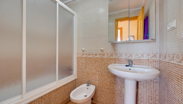 Reventa - Apartamento / piso - Torrevieja