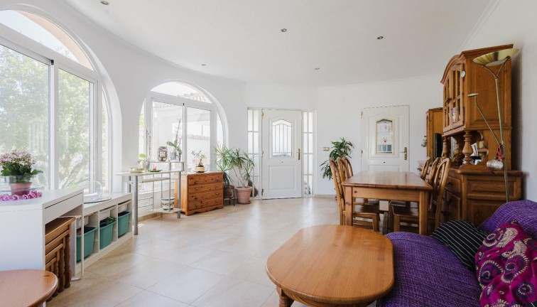 Återförsäljning - Lägenhet - Torrevieja - La Siesta