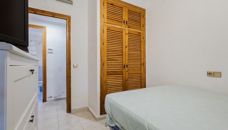Återförsäljning - Lägenhet - Torrevieja - La Siesta