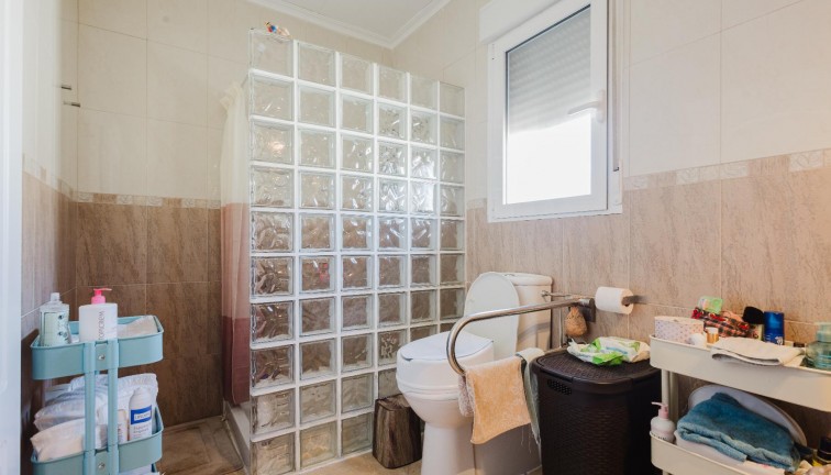 Återförsäljning - Lägenhet - Torrevieja - La Siesta