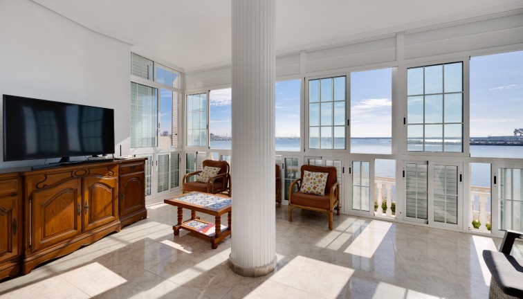 Återförsäljning - Lägenhet - Torrevieja - Acequion