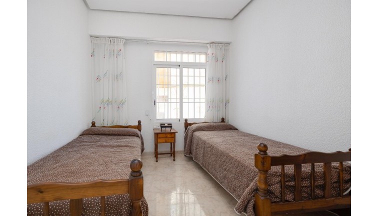 Återförsäljning - Lägenhet - Torrevieja - Acequion