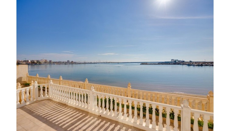 Återförsäljning - Lägenhet - Torrevieja - Acequion