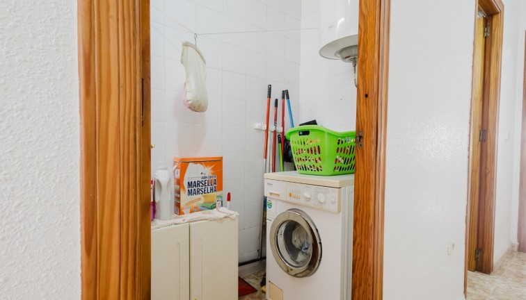 Återförsäljning - Lägenhet - Torrevieja - Acequion