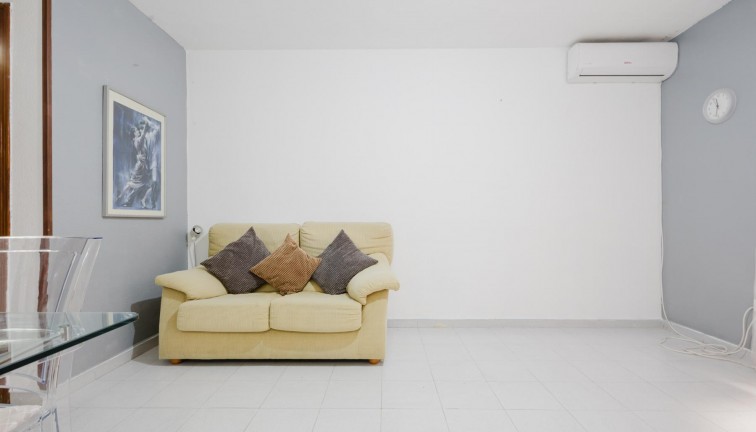 Återförsäljning - Lägenhet - Torrevieja - Acequion