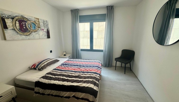 Reventa - Apartamento / piso - Torrevieja