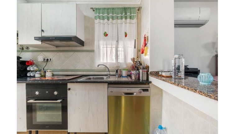 Återförsäljning - Lägenhet - Orihuela Costa - Villamartín