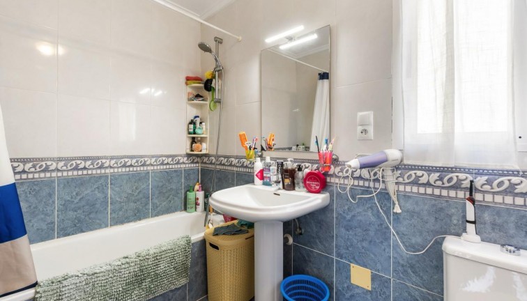 Återförsäljning - Lägenhet - Orihuela Costa - Villamartín