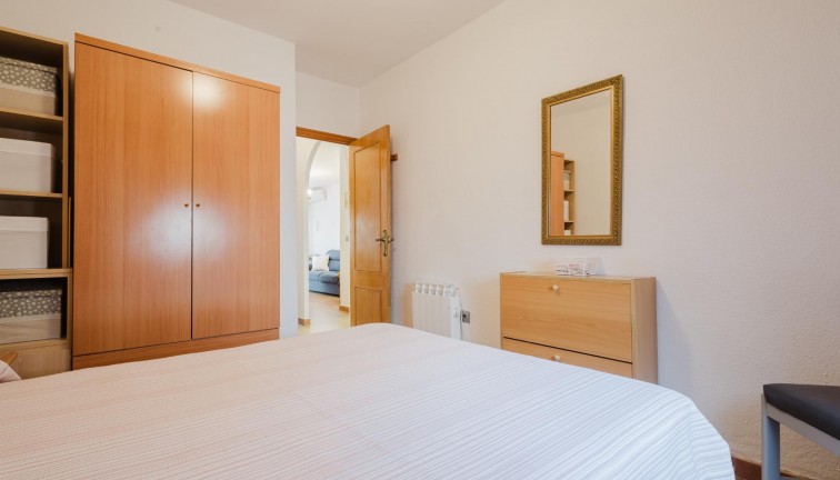 Återförsäljning - Lägenhet - Torrevieja - Acequion