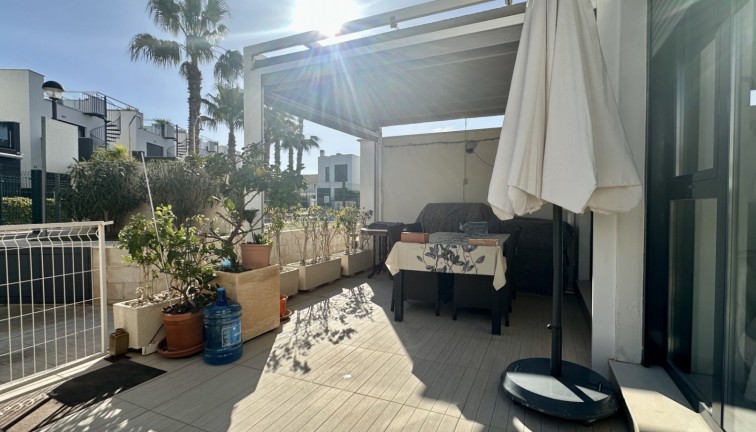 Resale - Apartment - Orihuela Costa - Punta Prima