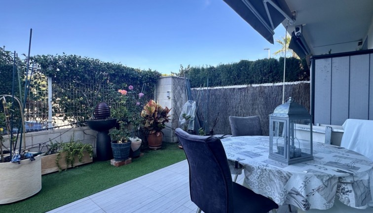 Resale - Apartment - Orihuela Costa - Punta Prima