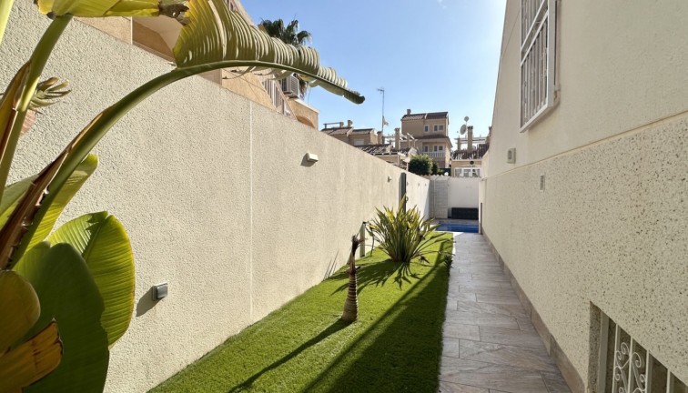 Reventa - Chalet - Orihuela Costa - Los Dolses