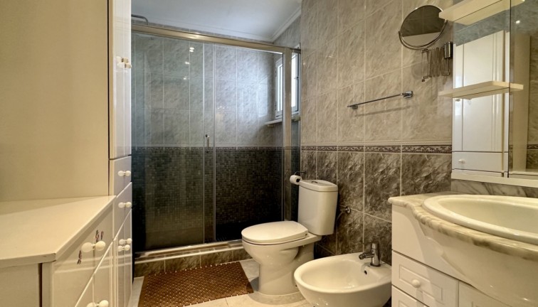 Reventa - Chalet - Orihuela Costa - Los Dolses