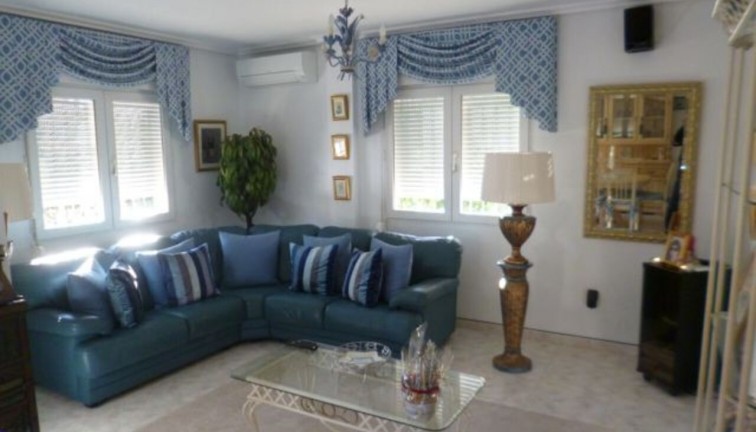 Resale - Chalet - Playa Flamenca