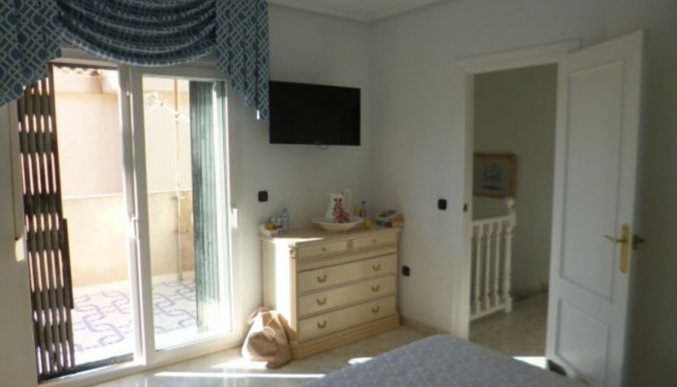 Resale - Chalet - Playa Flamenca