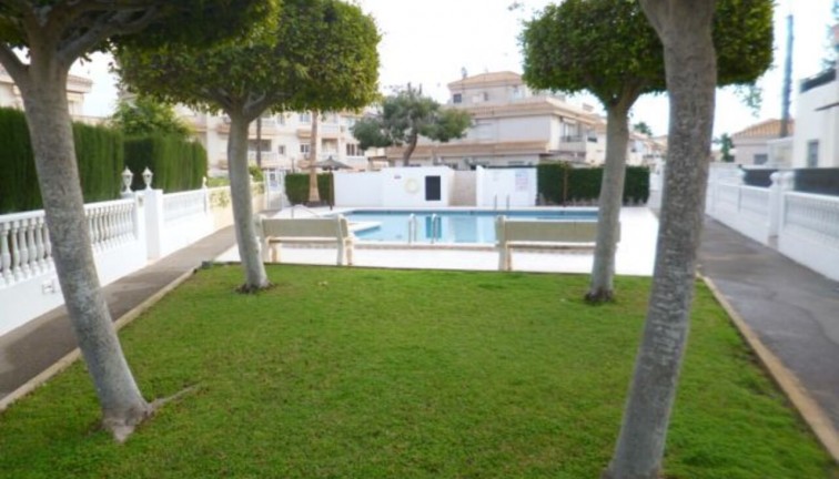 Resale - Chalet - Playa Flamenca