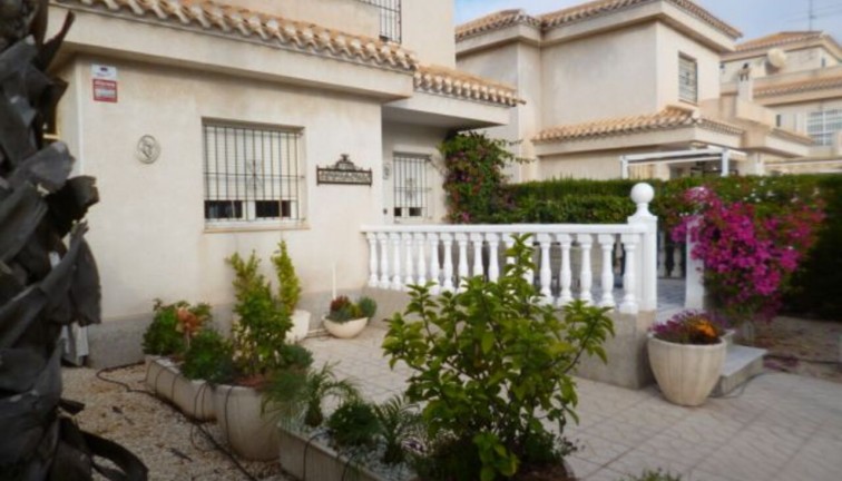 Resale - Chalet - Playa Flamenca