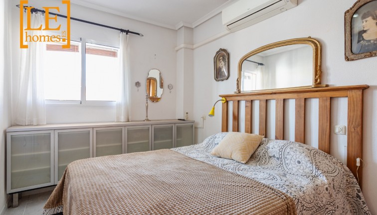 Jälleenmyynti - Asunto - Ylimmän kerroksen asunto - Torrevieja - LA MATA