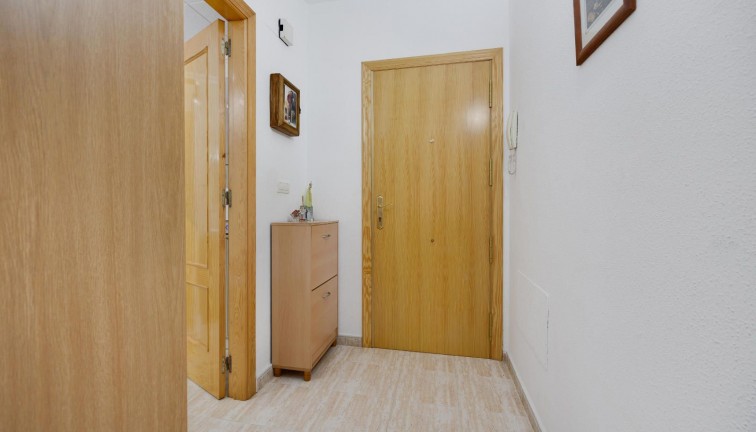 Reventa - Apartamento / piso - Torrevieja - Playa del Cura