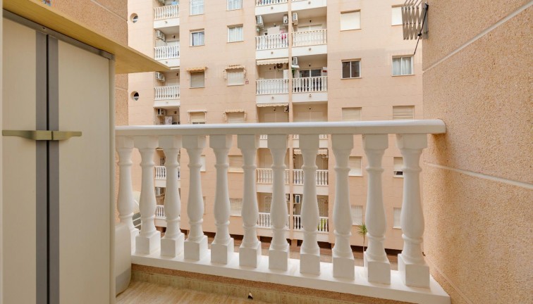 Reventa - Apartamento / piso - Torrevieja - Playa del Cura