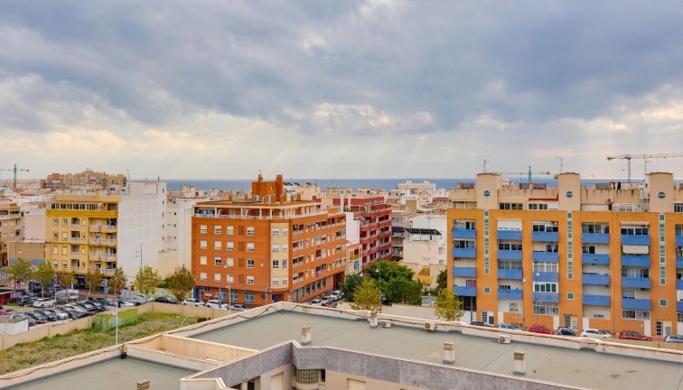 Reventa - Apartamento / piso - Torrevieja - Playa del Cura