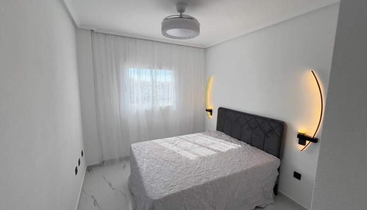 Reventa - Apartamento / piso - Orihuela Costa