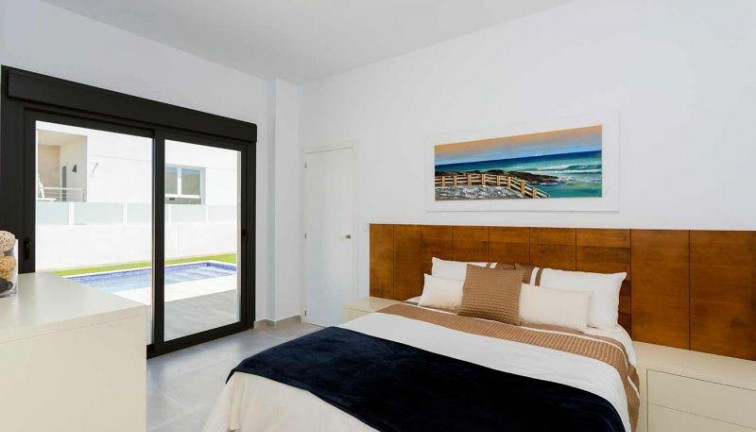 Obra nueva - Casa adosada - Daya Nueva