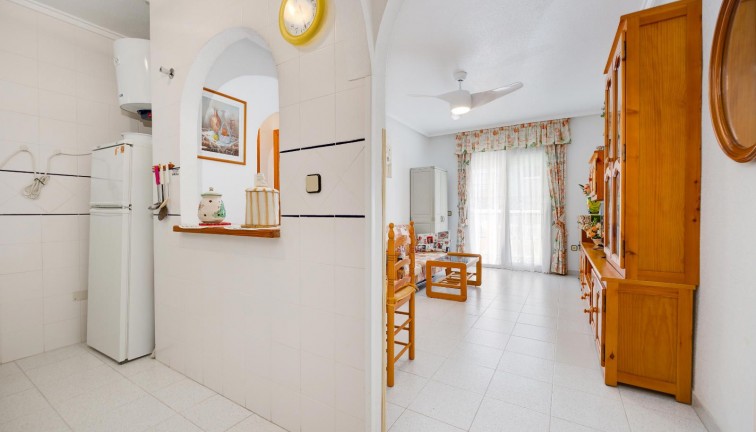 Jälleenmyynti - Asunto - Torrevieja - Acequion