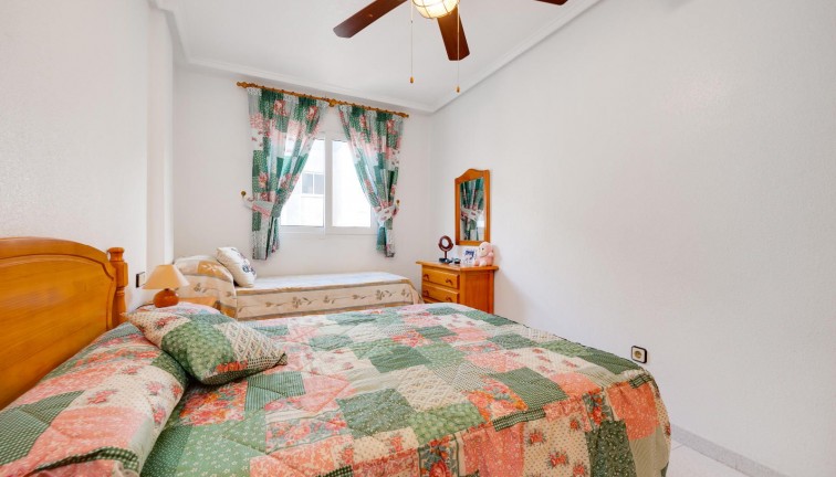 Jälleenmyynti - Asunto - Torrevieja - Acequion