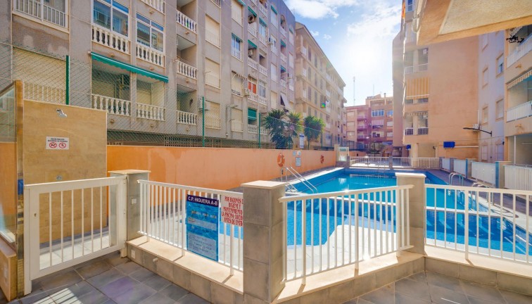 Jälleenmyynti - Asunto - Torrevieja - Acequion