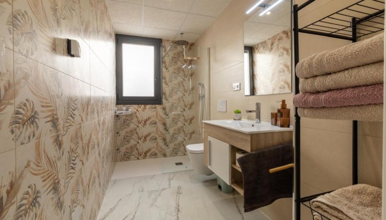 Reventa - Apartamento / piso - Playa Flamenca