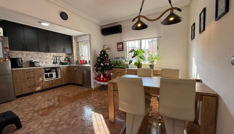 Resale - Semi-Detached - Torre de la Horadada - TORRE DE LA HORADADA