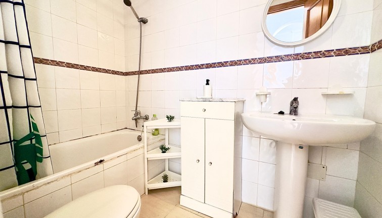 Resale - Bungalow - Orihuela Costa - La Florida