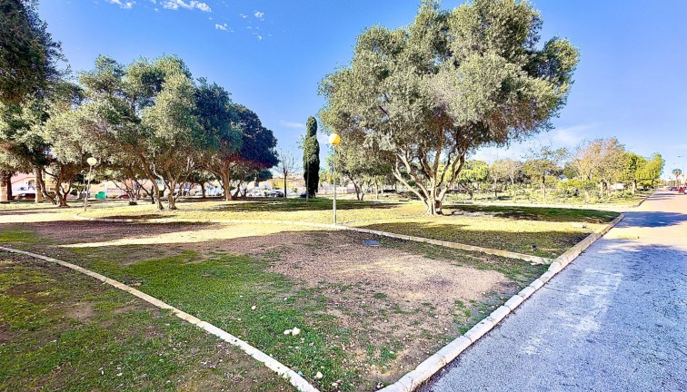 Resale - Bungalow - Orihuela Costa - La Florida