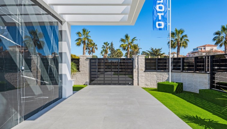 Obra nueva - Chalet - Algorfa - La Finca Golf