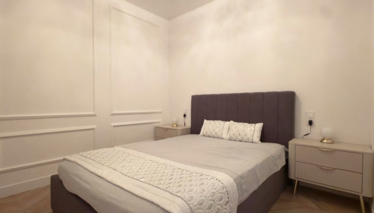 Jälleenmyynti - Asunto - Torrevieja