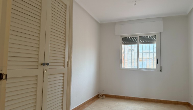 Reventa - Apartamento / piso - Torrevieja - Los Locos
