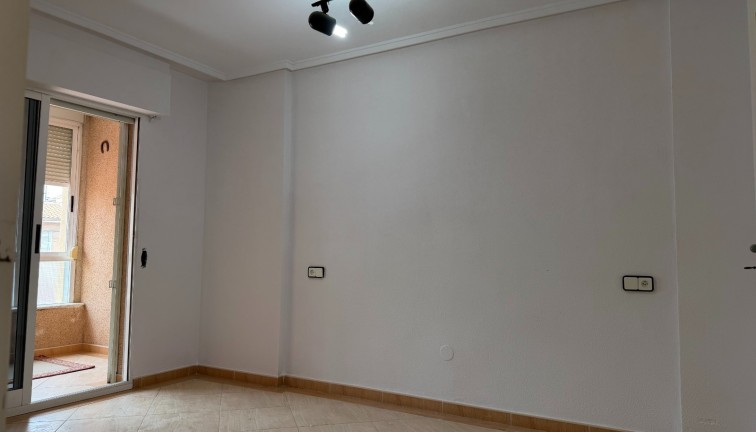 Reventa - Apartamento / piso - Torrevieja - Los Locos