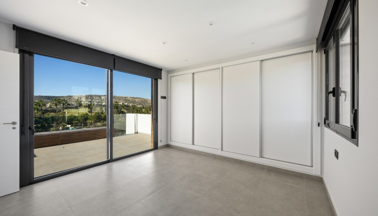 Jälleenmyynti - Erillistalo - Algorfa - La Finca Golf